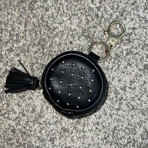 Itzy Ritzy Binkey Holder